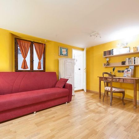 Like A Local In Oltrarno Apartment Florence Luaran gambar