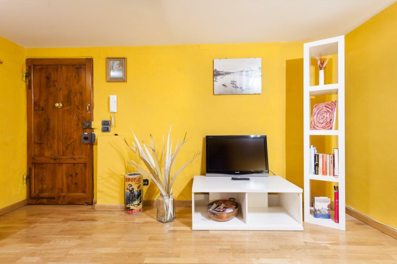 Like A Local In Oltrarno Apartment Florence Luaran gambar